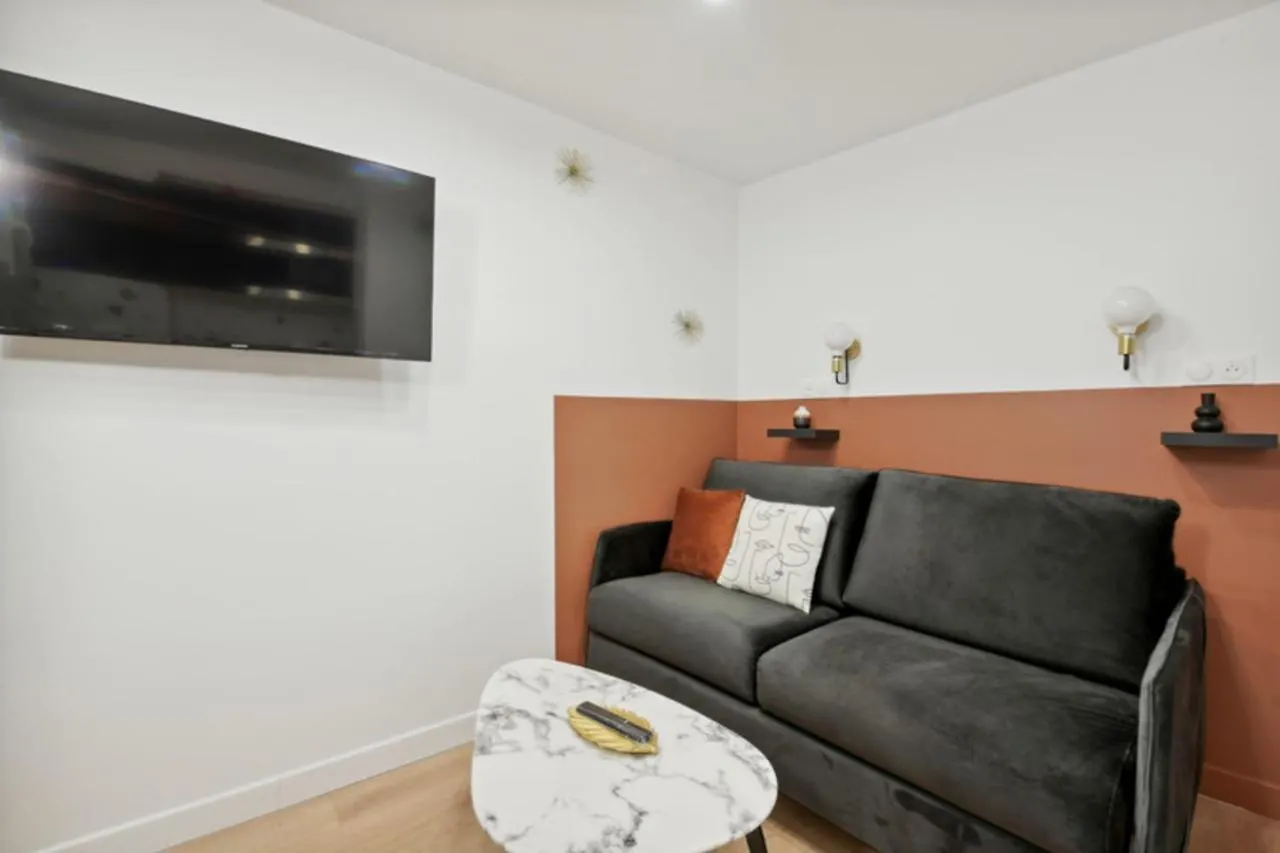 342 Suite Elena - Stunning Parisian Apartment